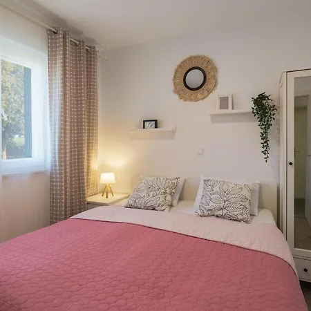 2 Bedroom Stunning In Postira