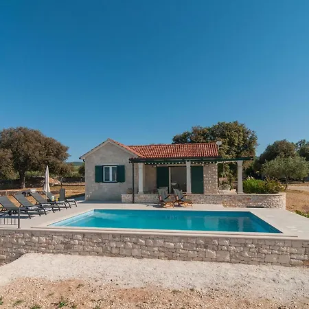 Front In Casa de Férias *